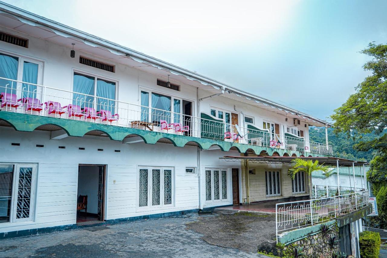 Oyo 436 Sandakelum Tourist Guest House Kandy Exteriör bild