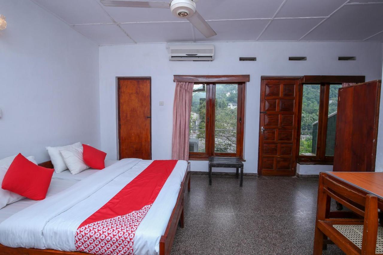 Oyo 436 Sandakelum Tourist Guest House Kandy Exteriör bild