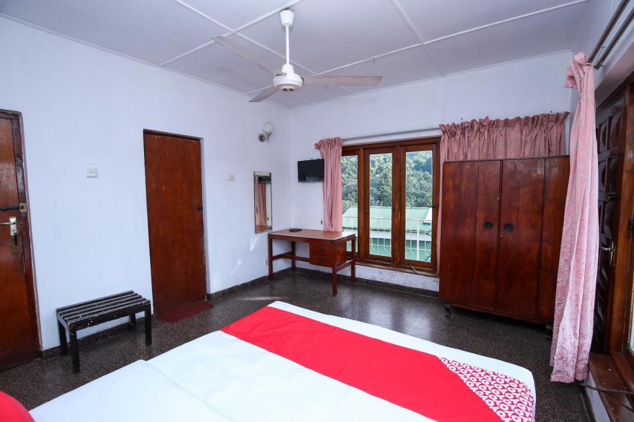 Oyo 436 Sandakelum Tourist Guest House Kandy Exteriör bild